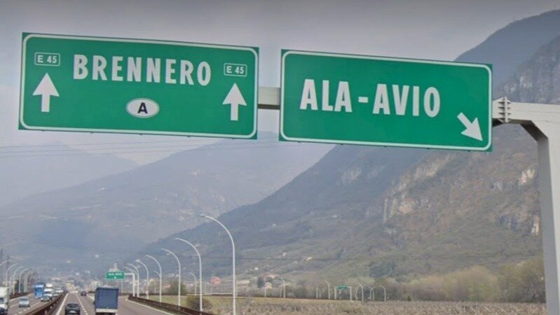 Cartello autostradale Brennero